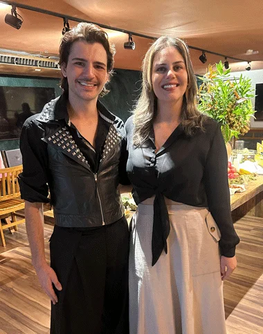jantar 2 Tiago Nieves com Lais Marinho 180925 Giglia com corte