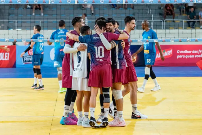 JF Vôlei vence Araguari e assume liderança provisória do Campeonato Mineiro 2 JF Vôlei vence Araguari e assume liderança provisória do Campeonato Mineiro
