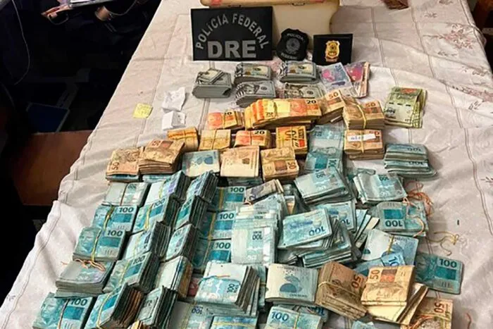 PF investiga esquema de tráfico internacional de drogas com desdobramento em Juiz de Fora 2 PF investiga esquema de tráfico internacional de drogas com desdobramento em Juiz de Fora