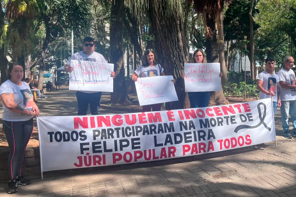 protesto-forum