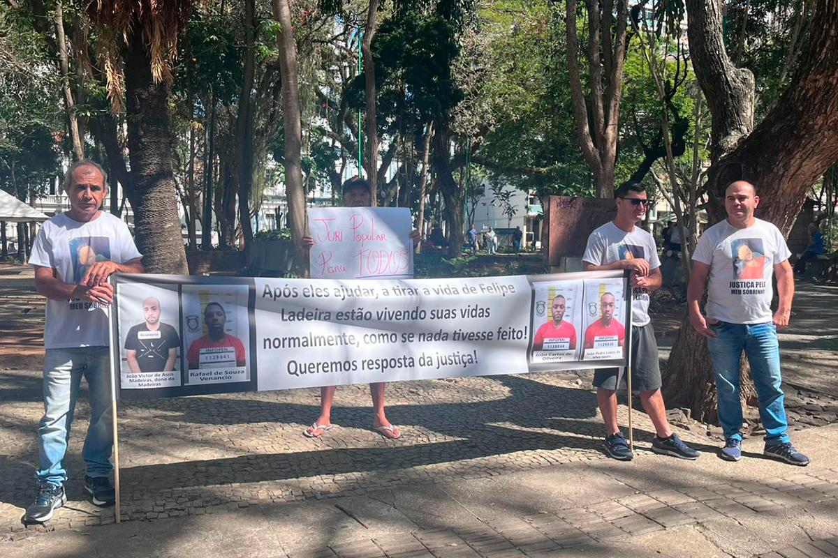 protesto-forum-juiz-de-fora protesto-forum-juiz-de-fora