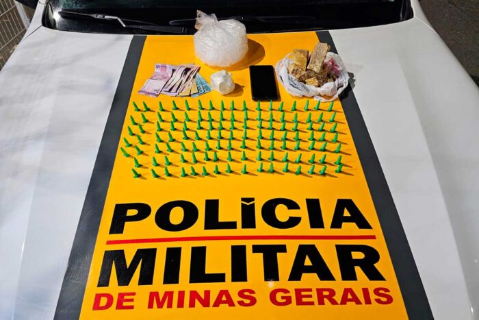 Motorista de aplicativo é preso com cocaína e crack na MG-353
