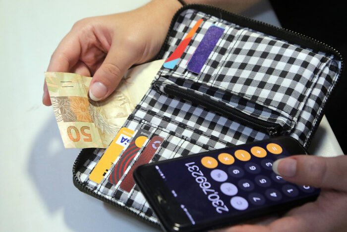 Educação financeira: Procon abre inscrições para curso gratuito com 50 vagas em outubro 1 curso educação financeira