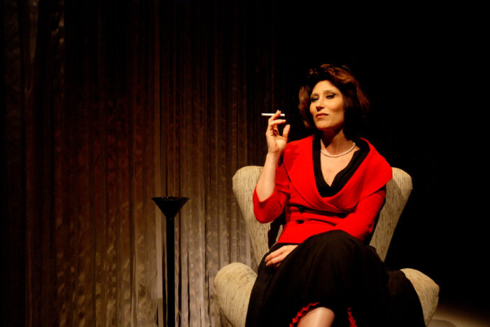 Beth Goulart traz Clarice Lispector para o palco do Cine-Theatro Central 1 beth goulart clarice lispector