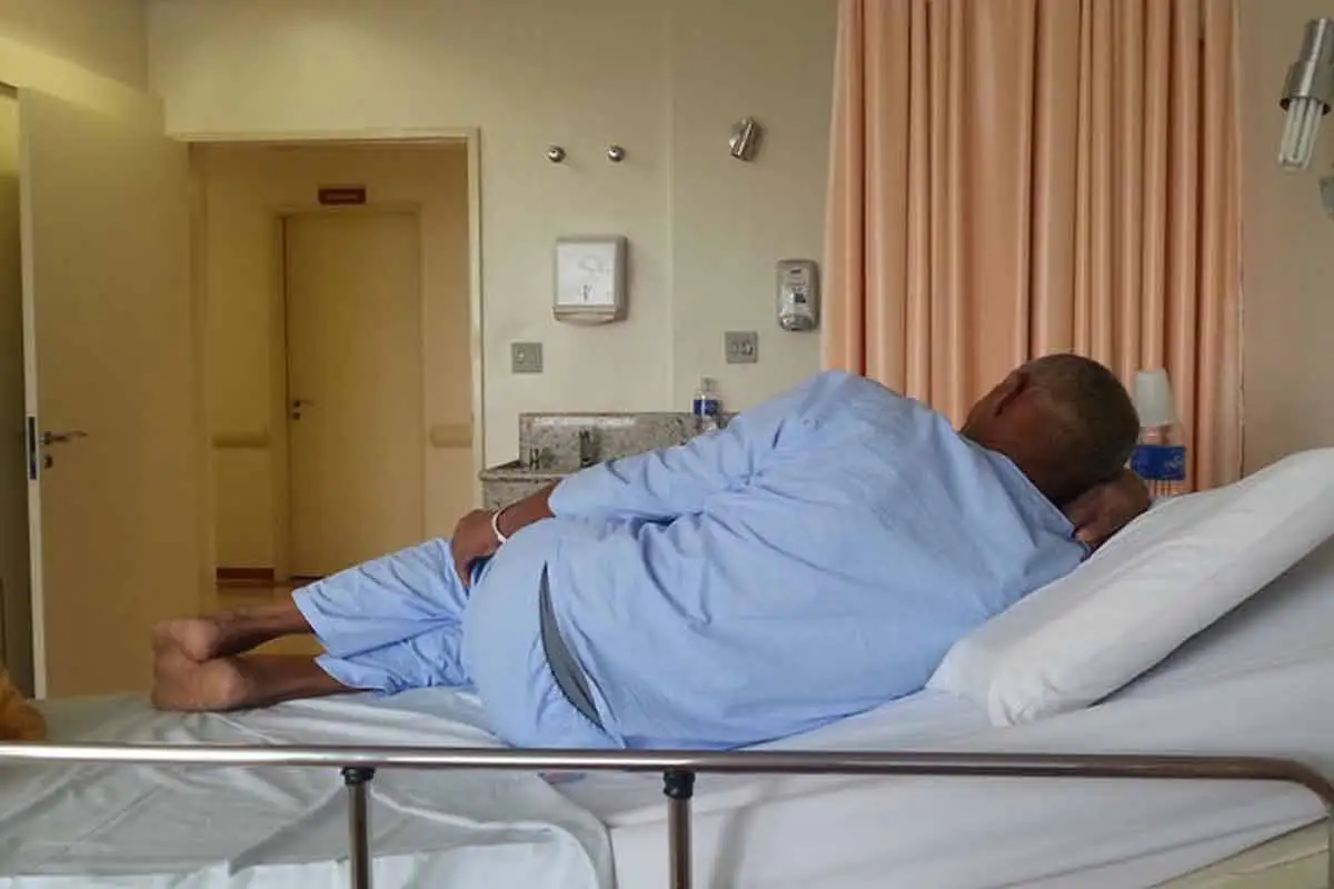 Hospitais viram moradia: mesmo após alta médica, quase 50 idosos vivem em instituições de saúde em JF 2 Idosos em hospitais Jorge Maruta USP Imagens