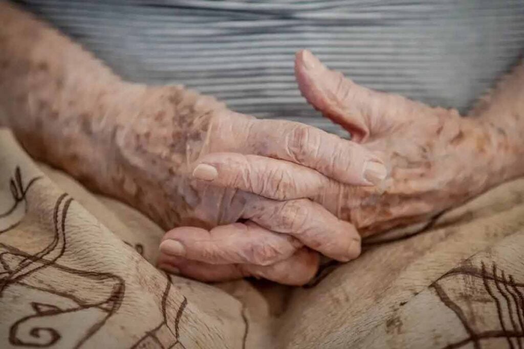 Hospitais viram moradia: mesmo após alta médica, quase 50 idosos vivem em instituições de saúde em JF 2 Idosos em hospitais (Foto: Idosos em hospitais - Rafa Neddermeyer/Agência Brasil_
