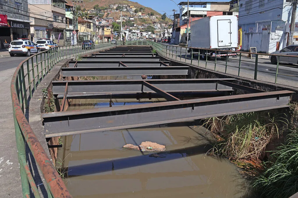 Prefeitura anuncia projeto de macrodrenagem e esgotamento do Córrego Santa Luzia