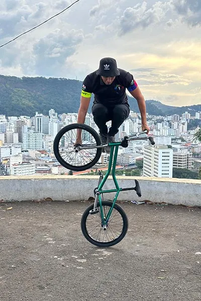 Juiz de Fora recebe etapa final do Campeonato Brasileiro de BMX Flatland 2 bike. foto arquivo pessoal