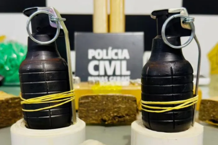 Granadas apreendidas pela Polícia Civil são detonadas após avaliação de risco 2 Granadas apreendidas em Ubá são detonadas após avaliação de risco