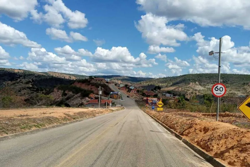 Radar na LMG-646 começa a multar a partir desta quarta; veja relação de equipamentos ativos do DER-MG 2 Radar na LMG-646