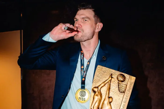 Ex-jogador da seleção de basquete será o primeiro técnico brasileiro na NBA 2 tiago splitter by reproducao instagram editada