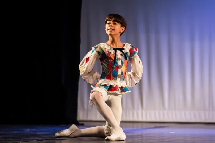 Aos 10 anos, bailarino juiz-forano conquista vaga para mundial nos EUA