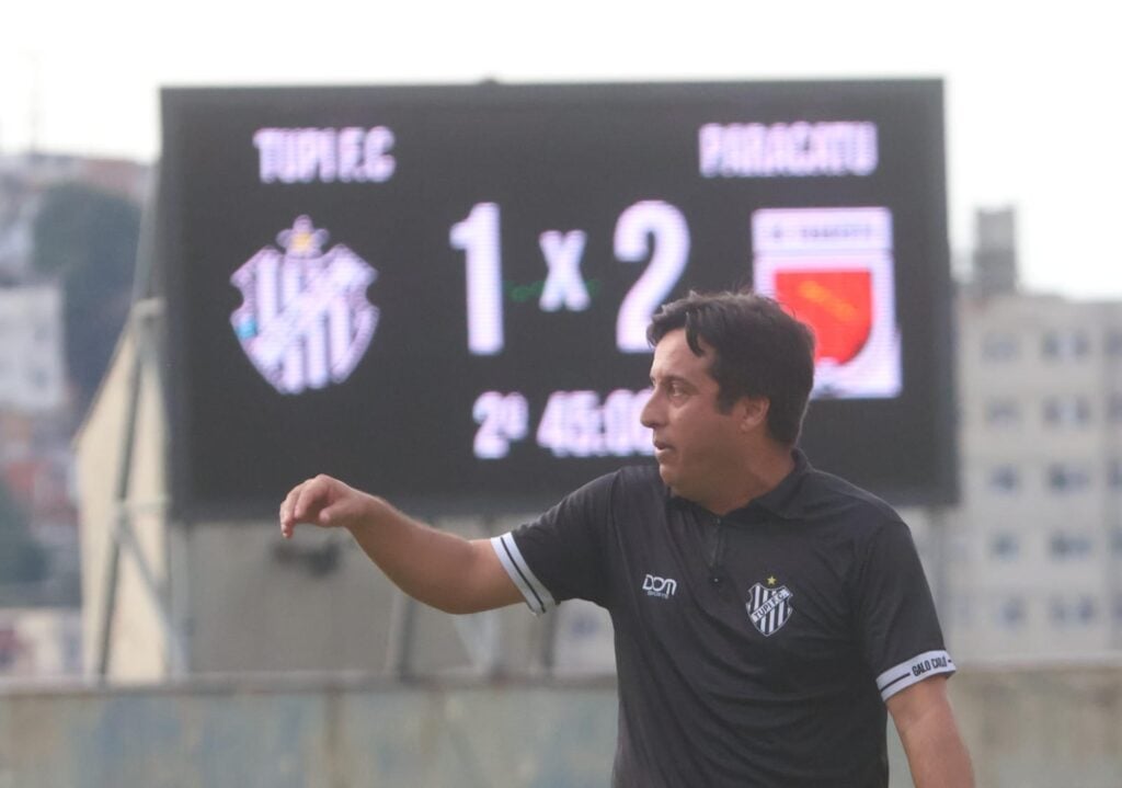 Tupi sofre derrota 4 - Leonardo Costa