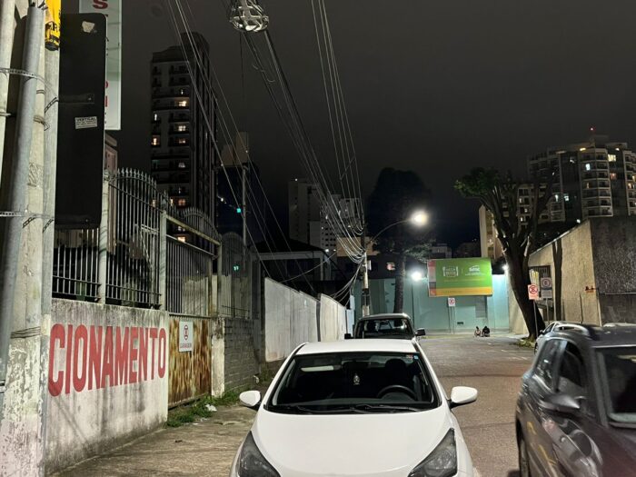 FIOS-SOLTOS-VU-TRIBUNA-CAPA