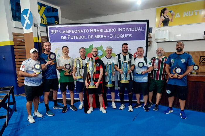 Jogador do Flamengo vence Campeonato Brasileiro de 3 Toques em Matias Barbosa