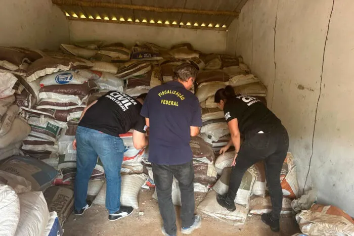 Operação combate falsificação de fertilizantes na Zona da Mata 2 fertilizantes pcmg 1