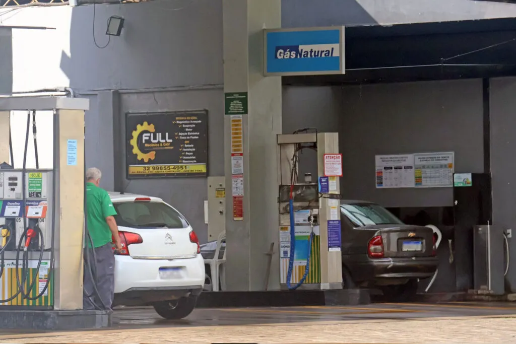 GNV fica mais barato, mas é pouco usado em Juiz de Fora 1 gnv combustivel leonardo costa
