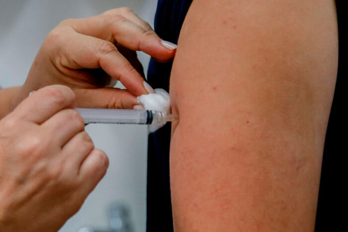 Vacina contra dengue recebe aprovação para uso em dose única e entra na previsão do PNI em 2026 1 vacina dengue