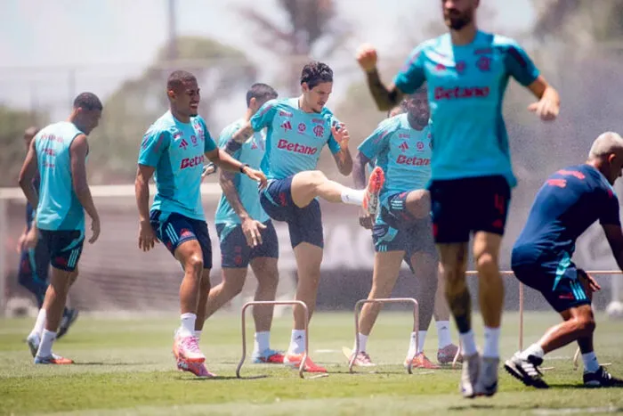 Flamengo: Pedro tem lesão muscular e vira dúvida para final da Libertadores 1 Flamengo: Pedro tem lesão muscular e vira dúvida para final da Libertadores
