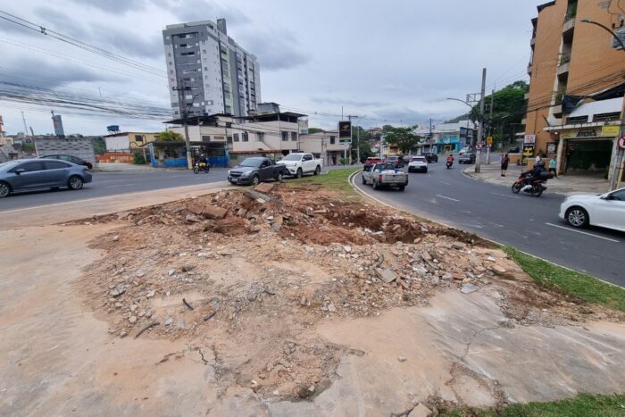 Posto policial é demolido no Cascatinha
