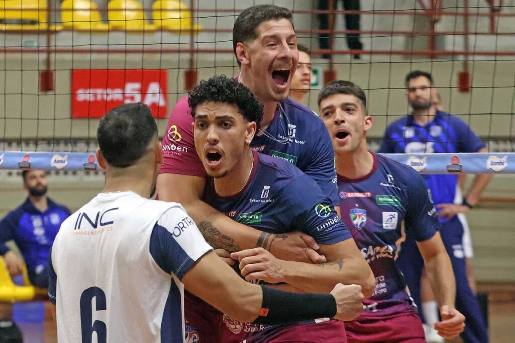 Oposto destaque do JF Vôlei na Superliga será desfalque contra o Praia Clube 2 wesleen jf volei by leo