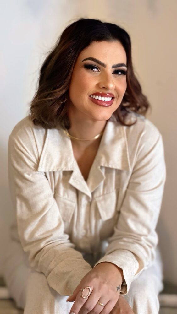 3F5E84A2 0A54 4C01 88B4 66364EDF23C6