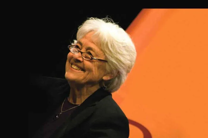 Leitores juiz-foranos celebram 90 anos da imortal Adélia Prado 4 adélia prado