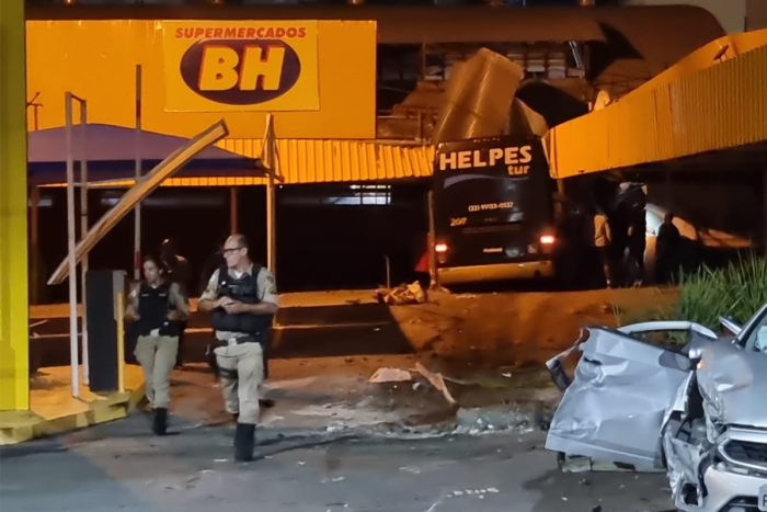 Acidente com ônibus desgovernado: idoso de 68 anos morre no dia de Natal 1 Acidente com ônibus desgovernado: idoso de 68 anos morre no dia de Natal