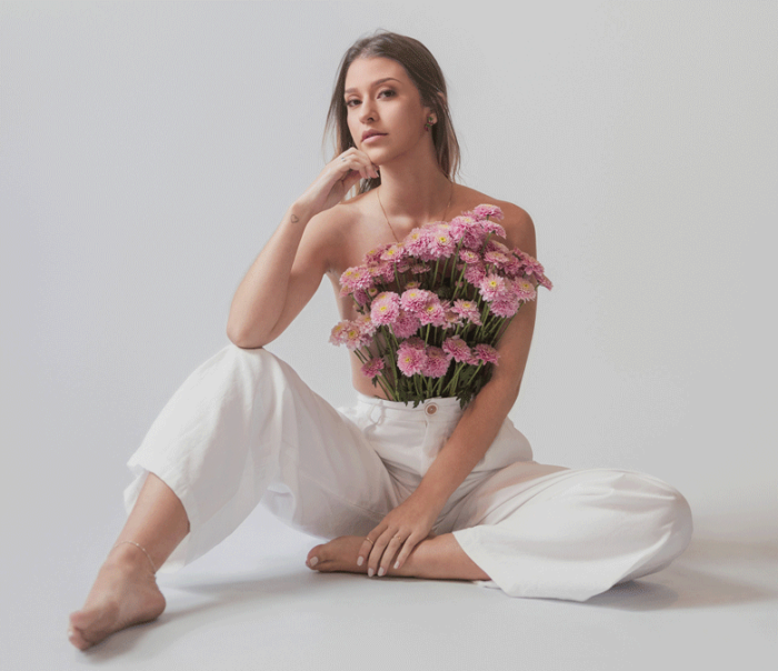 Coluna Cesar Romero – 28 e 29 de dezembro de 2025 12 CAPA Maryanna Dias 4 231225 KAROLINA VARGAS MAGENTA STUDIO