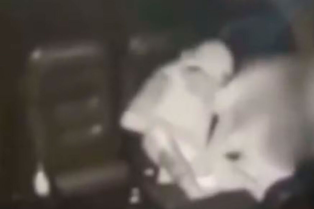 Homem flagrado por câmeras agredindo grávida em cinema é preso 1 homem agressor gravida uba reproduca redes sociais