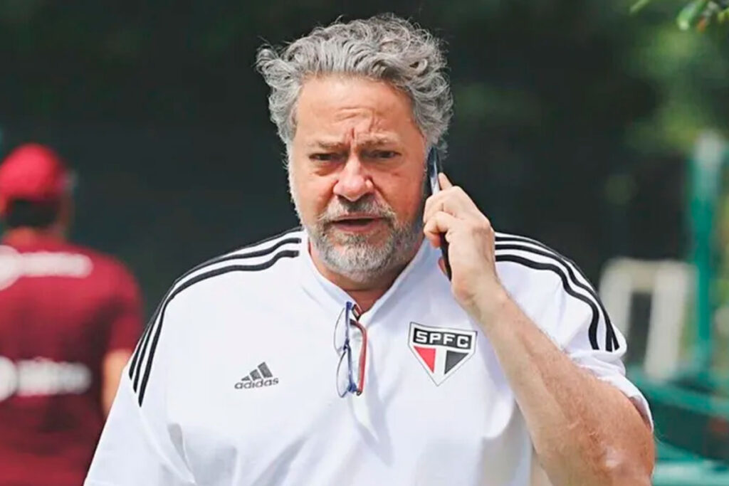 Oposição do São Paulo pede afastamento de Casares após denúncia de esquema em camarotes 1 julio casares divulgacao spfc