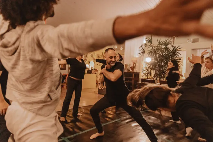 Conheça Vinícius Cristóvão: ator, produtor cultural e comunicador que ‘age com o coração’ 3 Vinicius Cristóvão