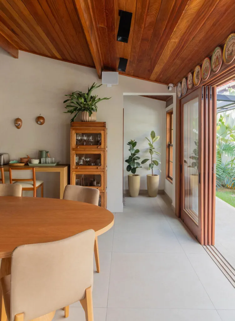 6c07b0cc-6e81-478b-a009-dec1b3b50996 6c07b0cc-6e81-478b-a009-dec1b3b50996