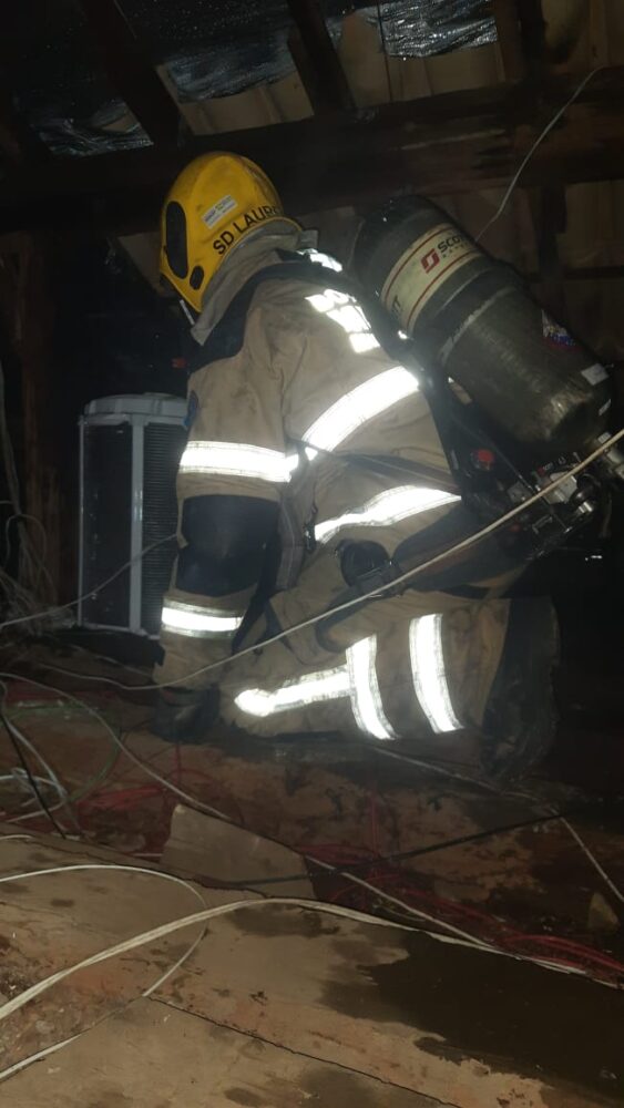 Sao Joao del Rei raio incendio foto bombeiros 3