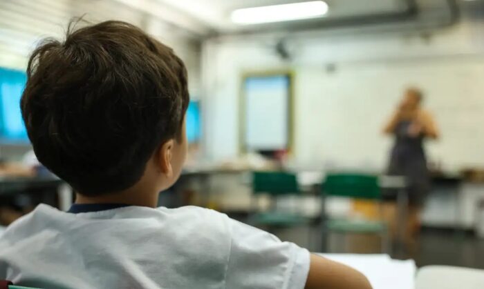 Programa que irá implementar ensino bilíngue na rede pública seleciona duas escolas estaduais de Juiz de Fora 1 Bilíngue