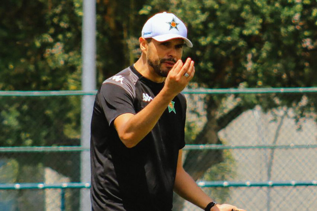 Após empate com o Flamengo, técnico juiz-forano tem duelo contra o Botafogo no Carioca