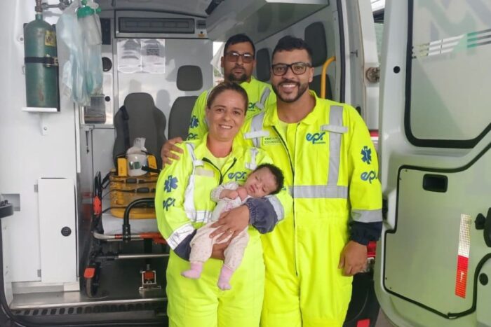 Bebê engasgada é salva na BR-040