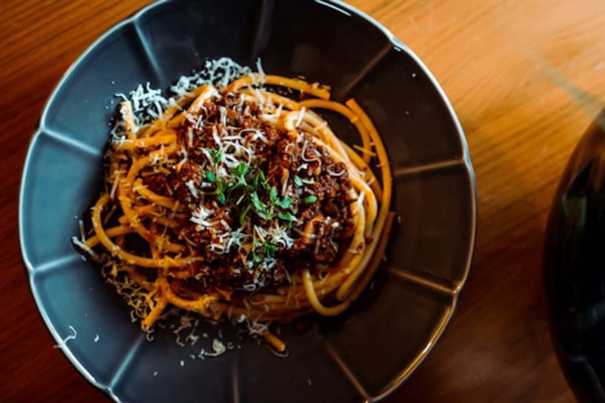 Comer carboidrato no jantar leva ao pré-diabetes? Entenda