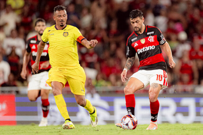 Pressionado após vice-campeonato, Flamengo enfrenta Madureira para confirmar vaga na final do Carioca 1 Pressionado após vice-campeonato, Flamengo enfrenta Madureira para confirmar vaga na final do Carioca
