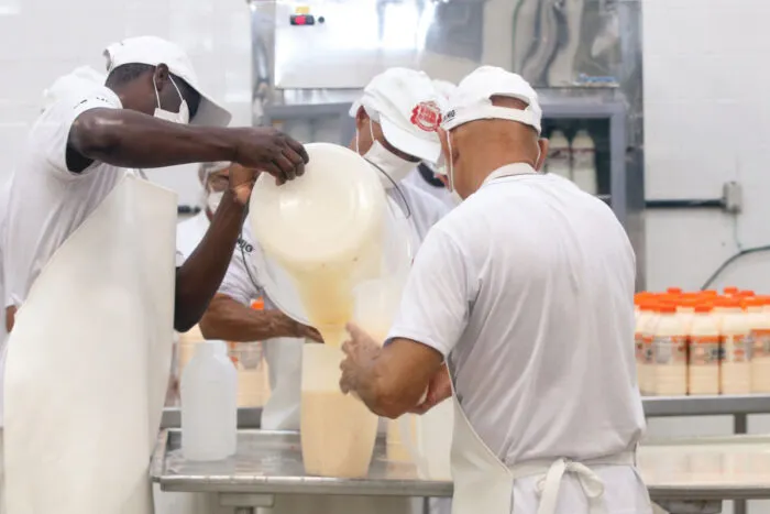 INSTITUTO CANDIDO TOSTES FELIPE COURI 4