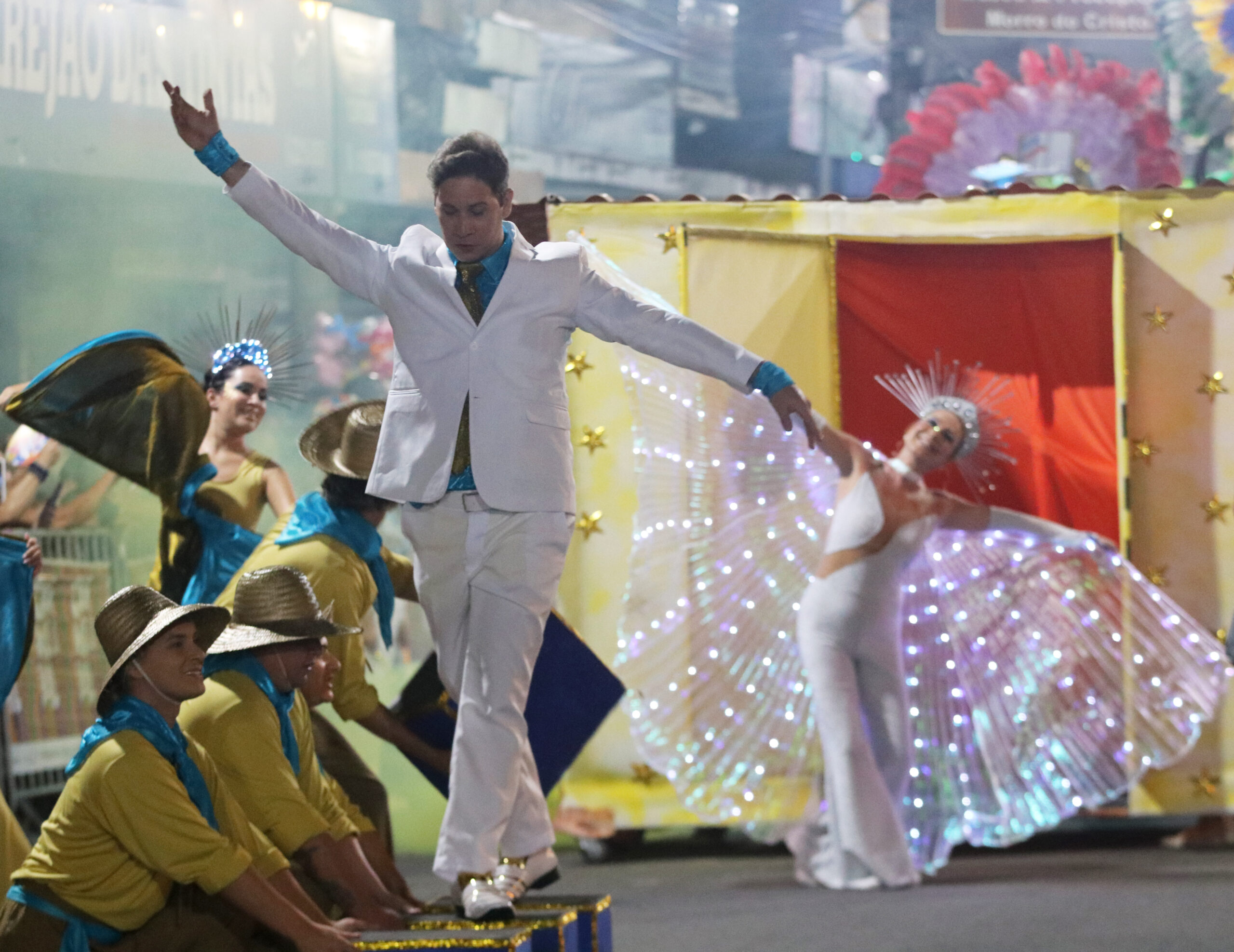 LADEIRA - GALERIA MATÉRIA (1).jpg