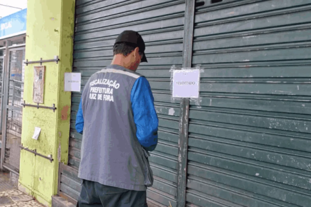 mercado-riachuelo-pjf-interditado