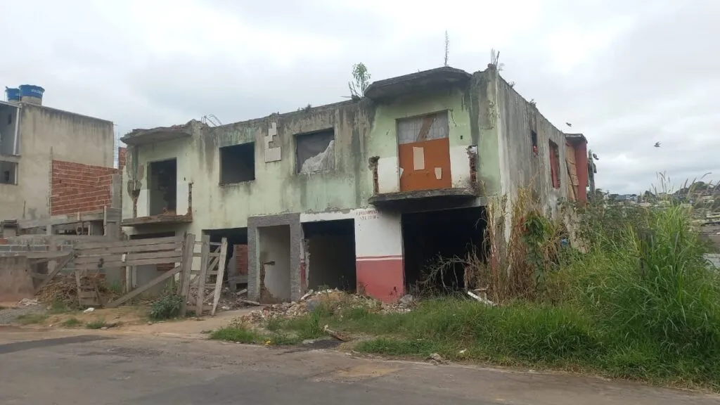 b94fa328 97e0 4448 816a fcb597ff7dac