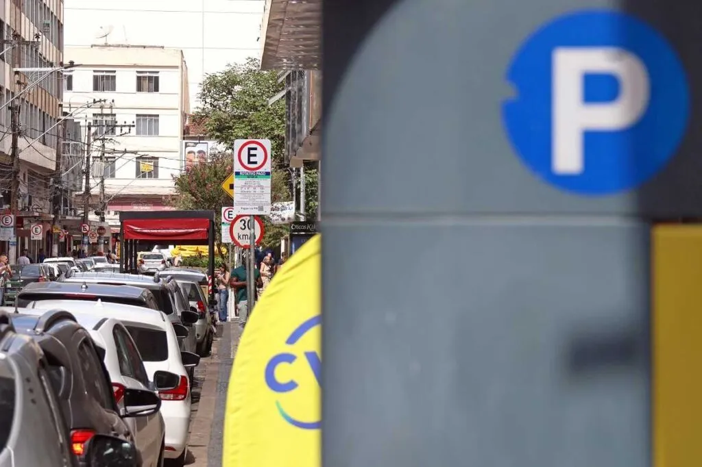 Câmara aprova dois projetos para a Área Azul