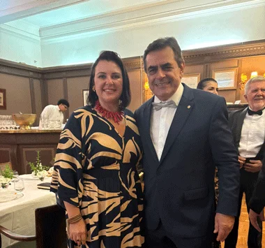 ELES ACONTECEM Jantar de gala 270326 Giglia