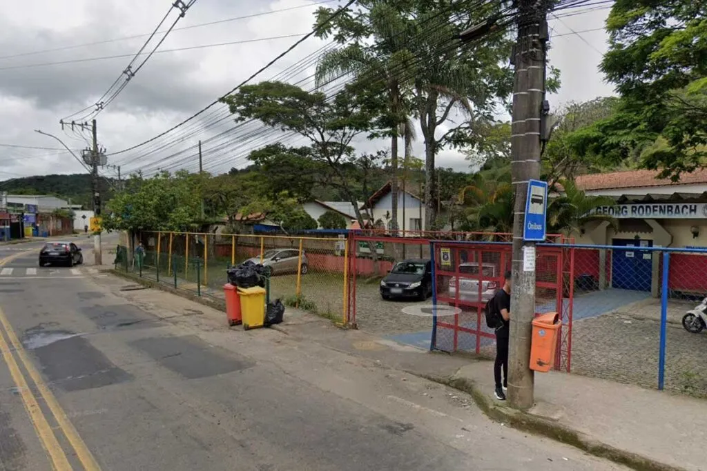 Cinco escolas e quatro creches retomam atividades em Juiz de Fora