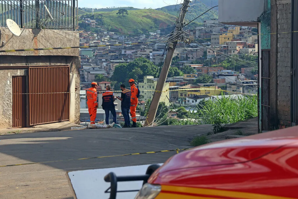 Defesa Civil reforça evacuação de ruas no Jardim Natal