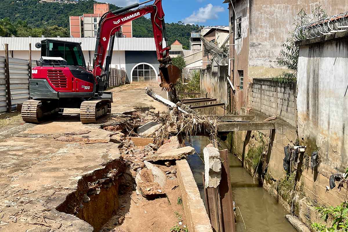 Após anúncio, Industrial segue sem canteiro de obras; Mariano Procópio tem intervenções 2 Obra Mariano procopio Felipe Couri