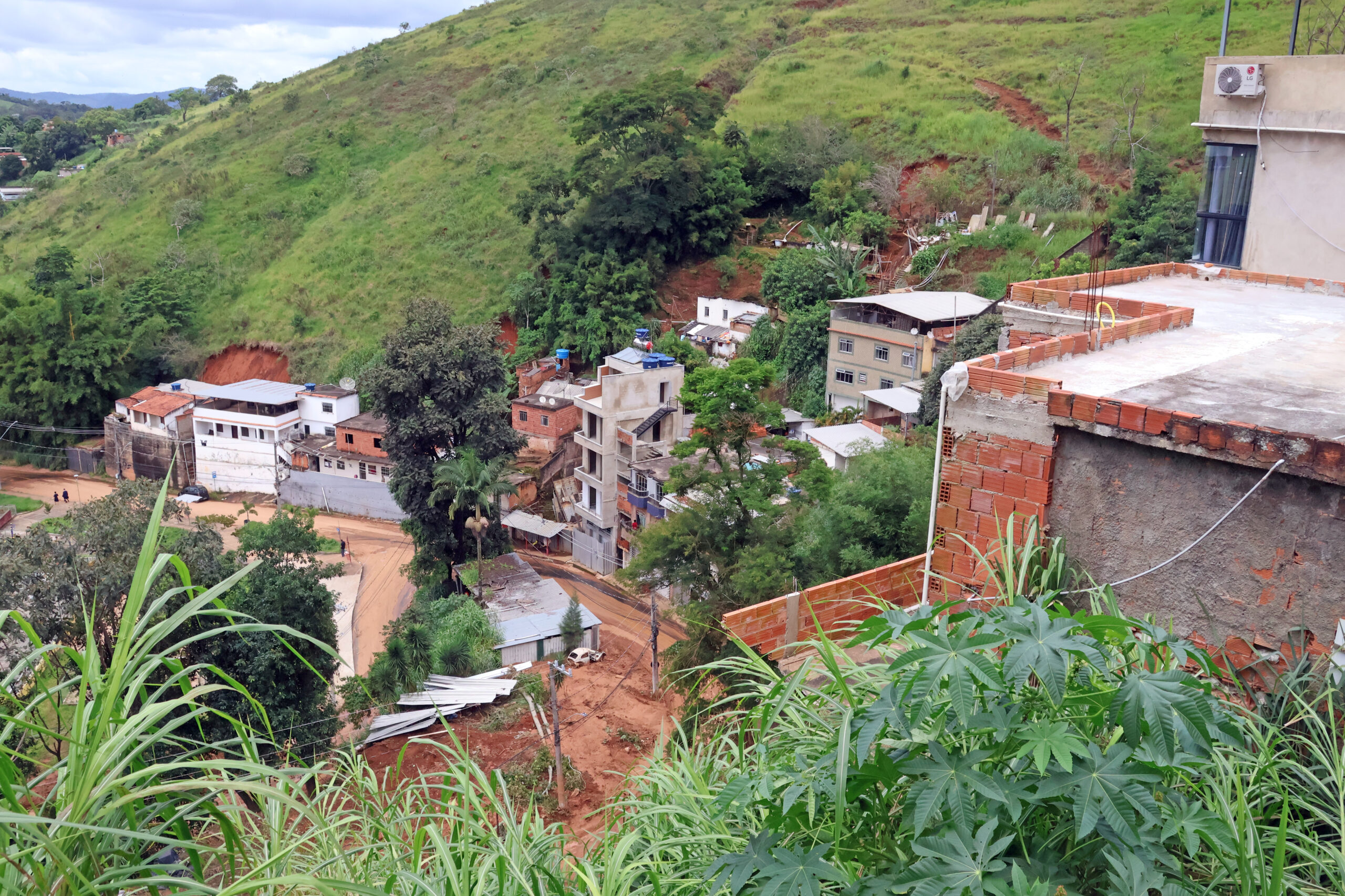 R. Valdomiro Eloy do Amaral - CRUZEIRO DO SUL - LEONARDO COSTA 10.jpg R. Valdomiro Eloy do Amaral - CRUZEIRO DO SUL - LEONARDO COSTA 10.jpg