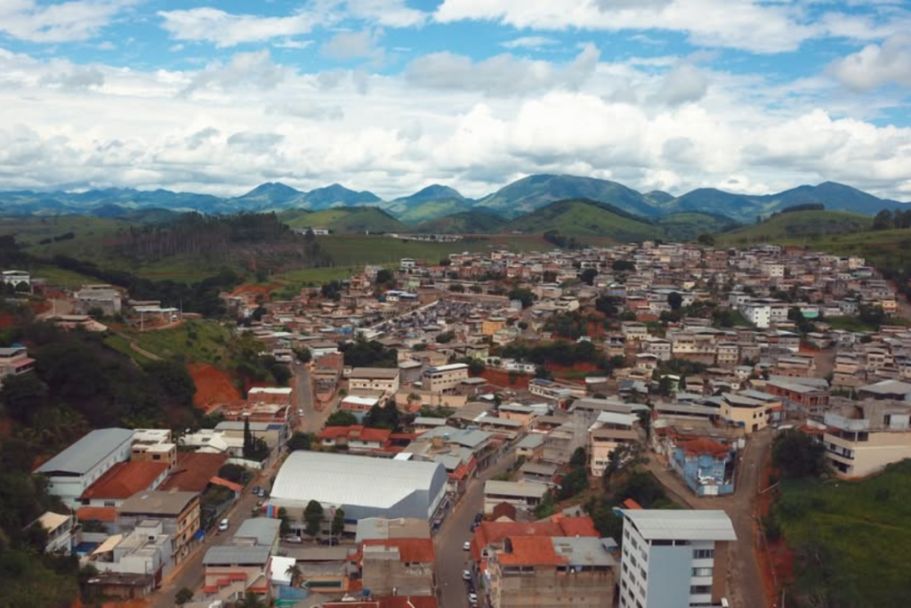 Cidade próxima a JF abre processo seletivo com salários de até R$ 3,2 mil 1 Processo seletivo em Rodeiro, Minas Gerais